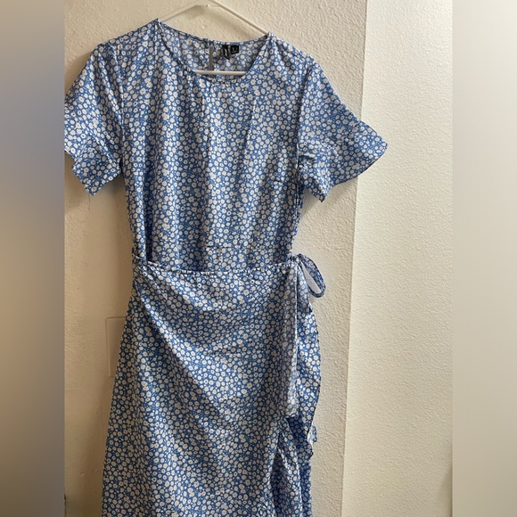 ASOS vero moda wrap style midi dress Size L - Picture 3 of 7